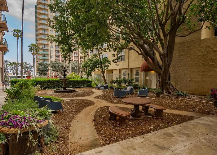 Ocean-View 1Br Condo In Historic Cooper Arms Long Beach