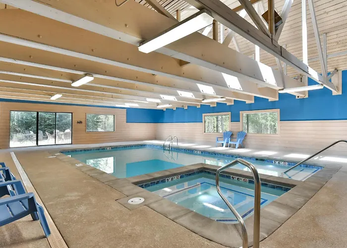 Ski Racquet Club Condo: Fantastic Views, Beautifully Remodeled Breckenridge