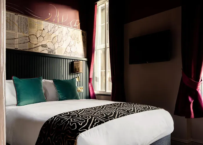 The Wellington Hotel London