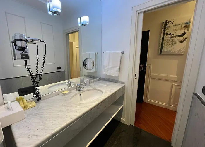 Suite Fontana Di Trevi Rome