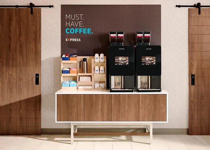 Holiday Inn Express & Suites Downtown Louisville By Ihg