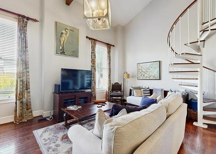 195 East Bay Villa Charleston