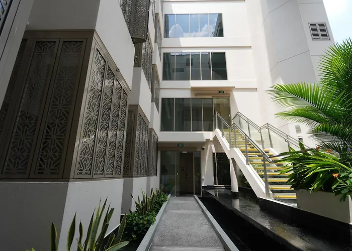 Aqueen Prestige Hotel Jalan Besar Singapore