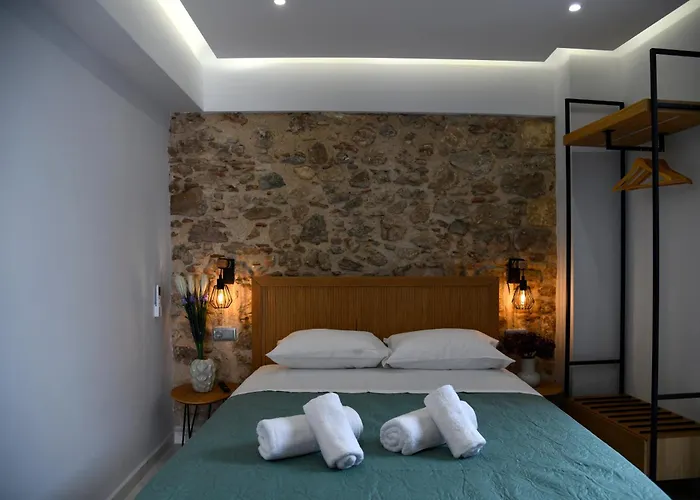 Authentic Plaka Home Athens