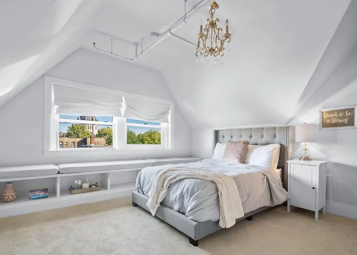 The New Victorian Mansion Bed & Breakfast Saint Paul