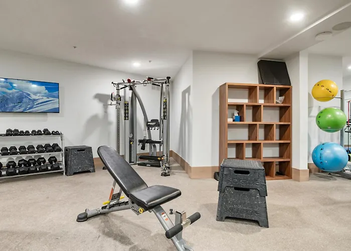 Kings Crown 103 Villa Park City