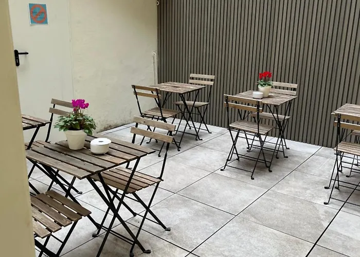 Ella Hostel Ramblas Barcelona