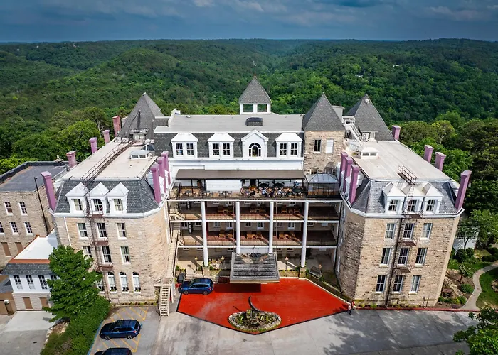 1886 Crescent Hotel And Spa Eureka Springs