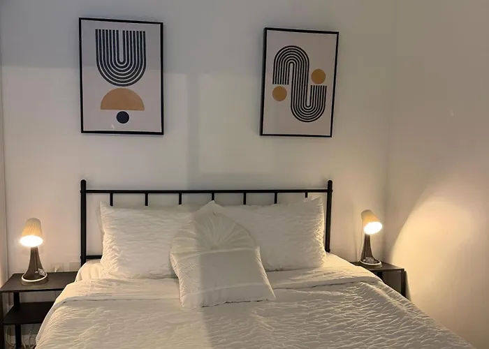 Luxury Condo Downtown Toronto