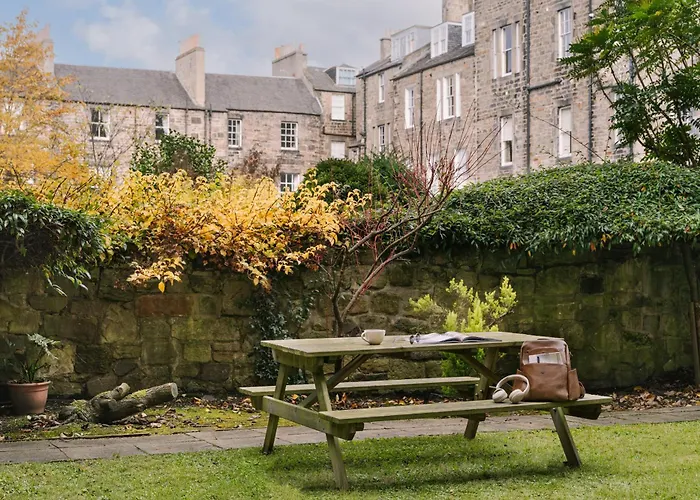 Thistle Suites Royal Garden Edinburgh