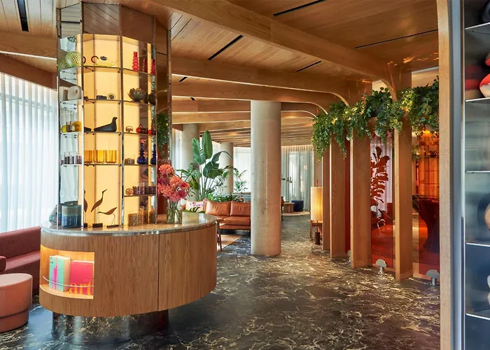 The Botree London, Curio Collection By Hilton Hotel