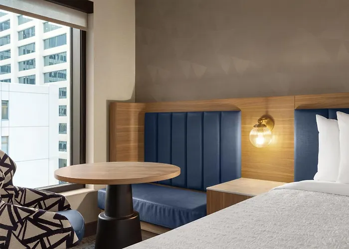 Hampton Inn By Hilton Calgary Downtown