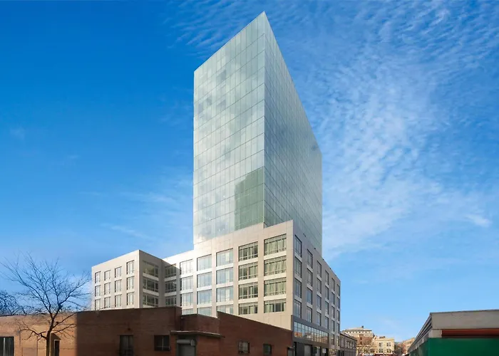 La Quinta Inn & Suites By Wyndham Queens Nyc Jfk Airtrain New York