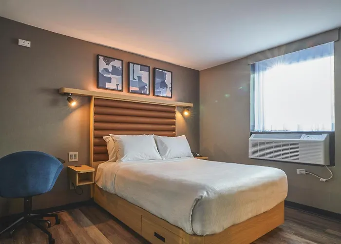 Hotel Europa, BW Signature Collection Montreal