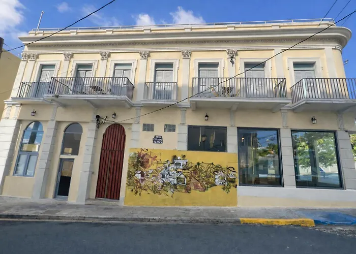 Nando'S Place San Juan
