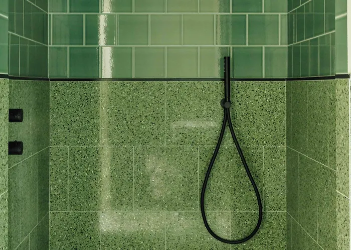 Le Jardin De Verre By Locke Paris