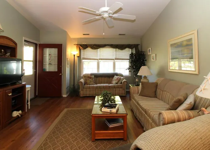 Village Green Getaway Unit D Cape May