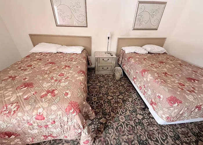 Sunshine Inn & Suite Sarasota
