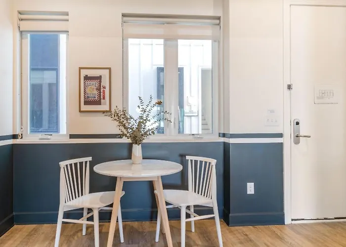 Conway: 3 Units By Avantstay Nashville