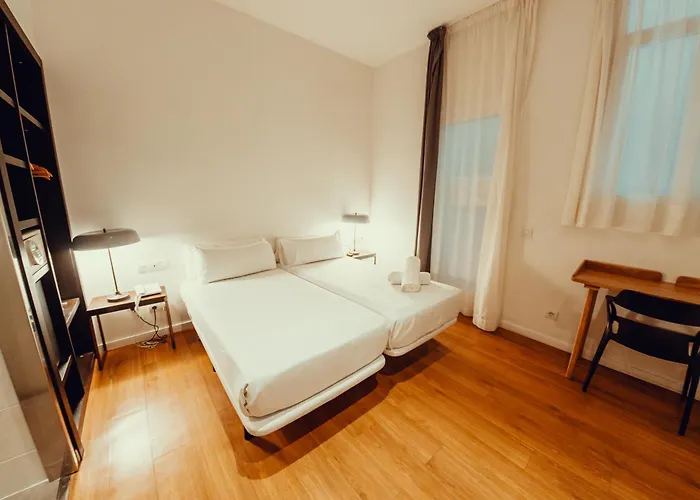 Som Nit Triomf Hotel Barcelona