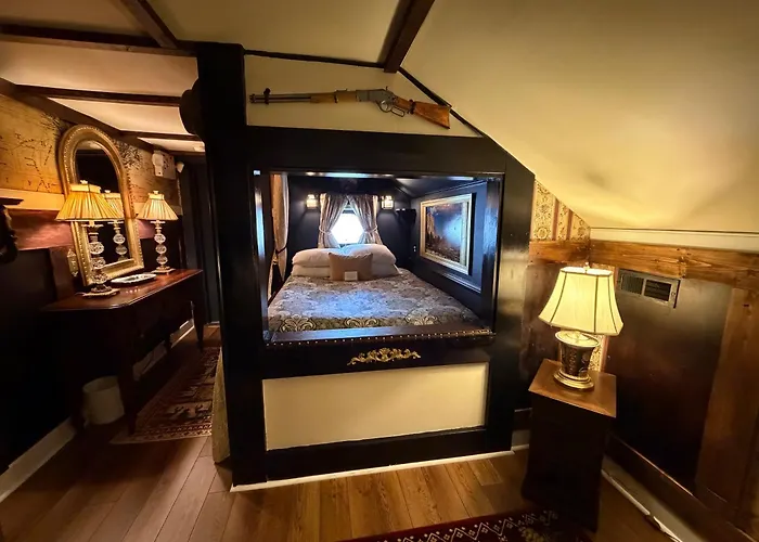 A Williamsburg White House Inn