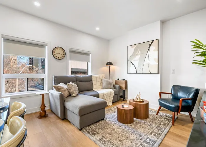 The Mccaul By Casa Hotels Group Kensington Suite Toronto
