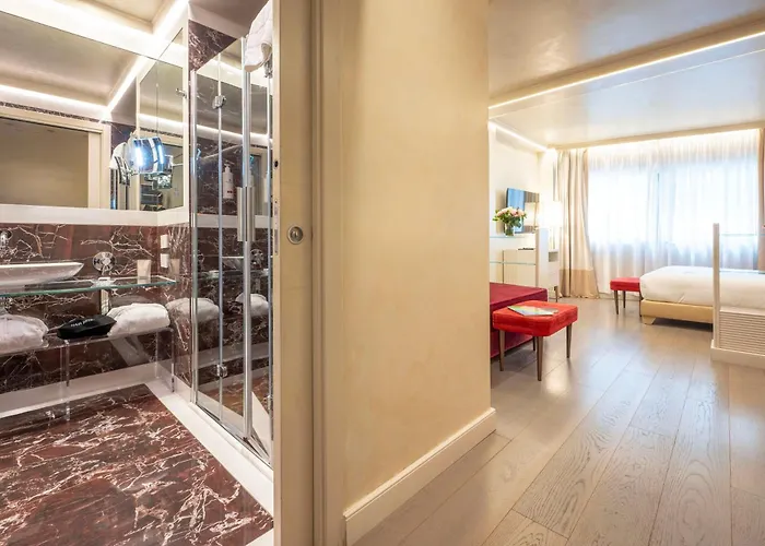 Ponte Vecchio Suites & Spa Florence