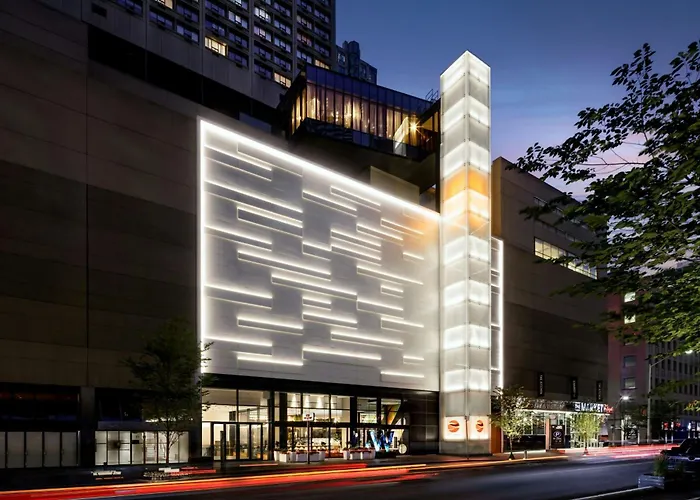 W Toronto Hotel