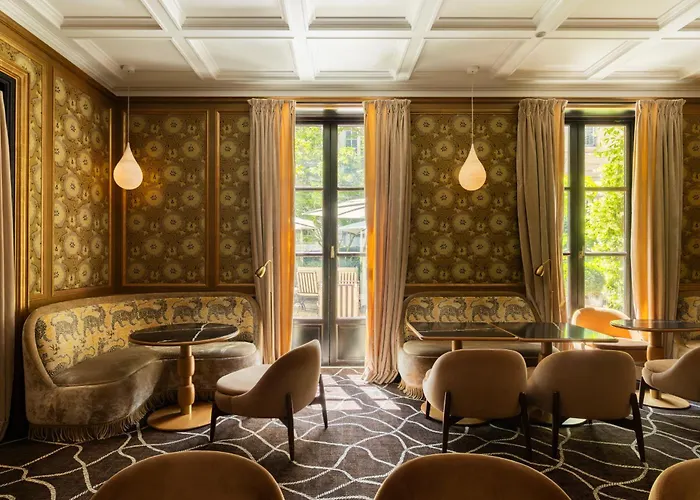 Le Pavillon De La Reine & Spa, Place Des Vosges Paris