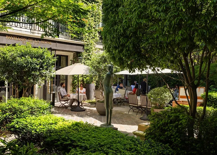 Le Pavillon De La Reine & Spa, Place Des Vosges Paris