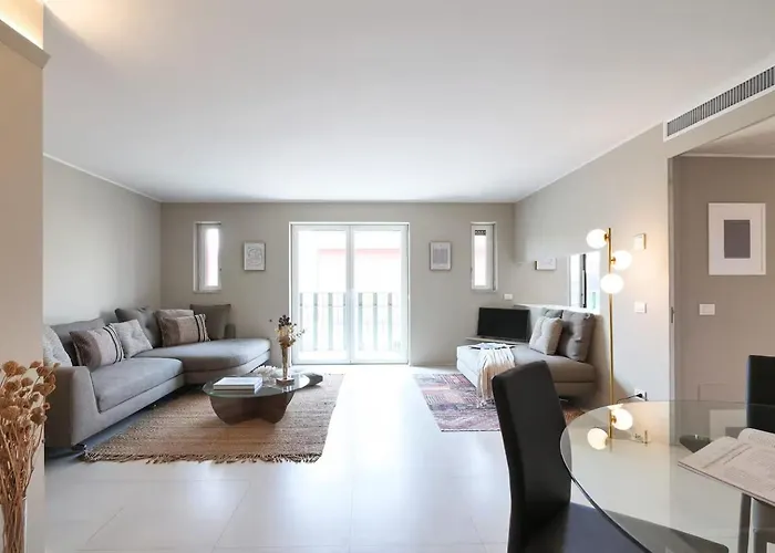 Elegant Apartment Near Pantheon Rome