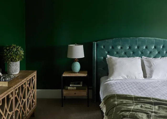 The West End Collection On Pine Bed & Breakfast Portland