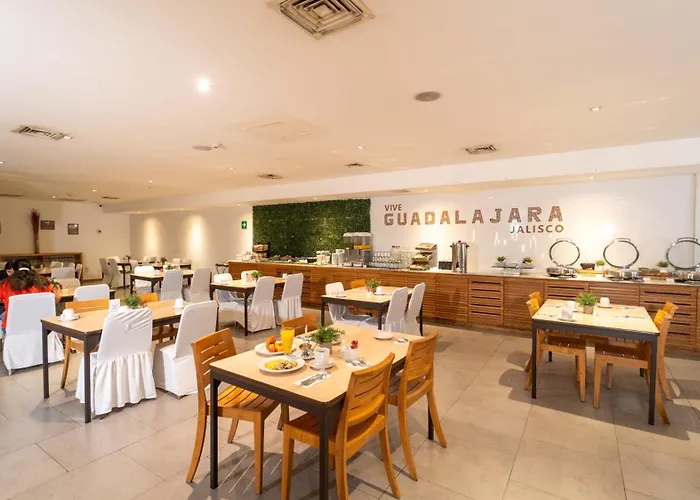 Hotel Plaza Genova Centro Guadalajara