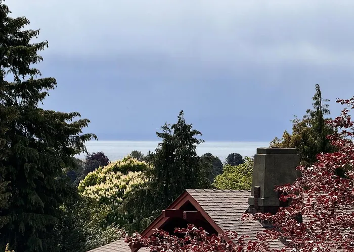 Prior Castle Inn Victoria