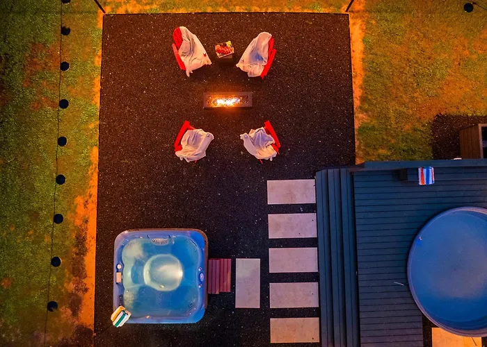 Kilted Cowboy - Hot Tub Fire Pit & Close To Main Fredericksburg