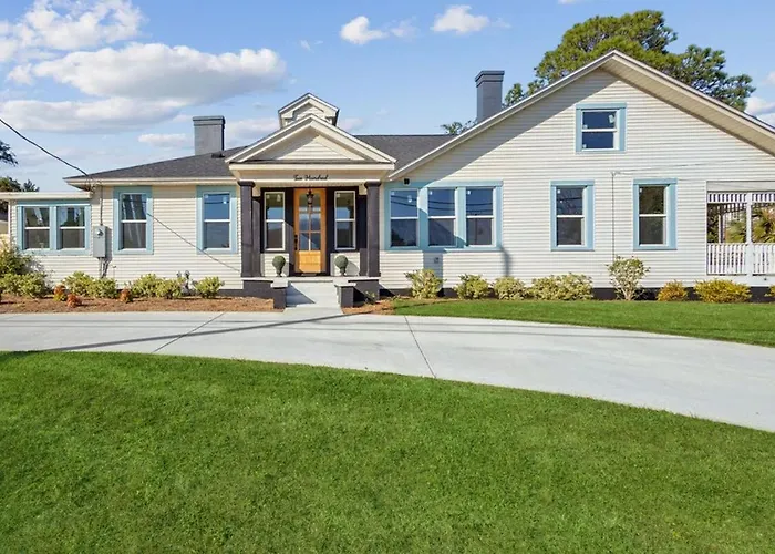 Wright Street Royale- New Downtown With Pool! Villa Pensacola