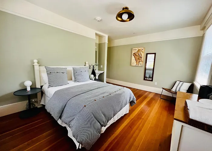 Calistoga Inn Restaurant And Brewery
