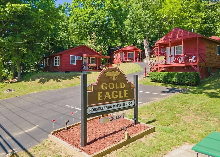 The Gold Eagle Villa Lake George