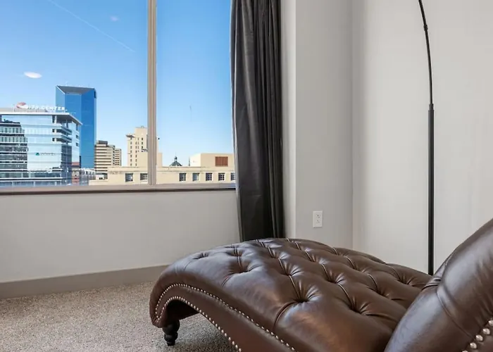 175 Lex - Walkable Downtown Lexington & Rupp Arena - Full Condos