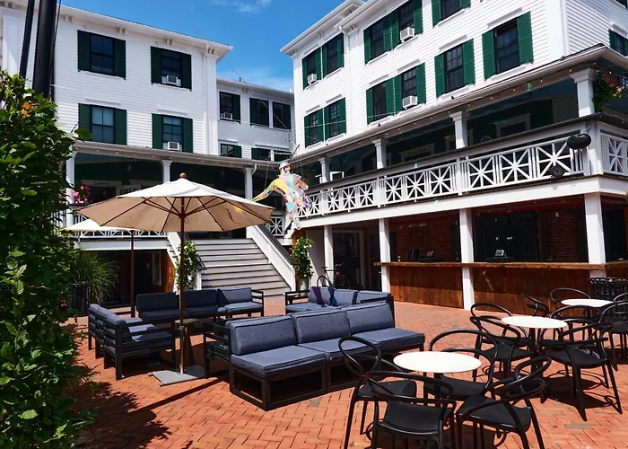 Gifford House Hotel Provincetown
