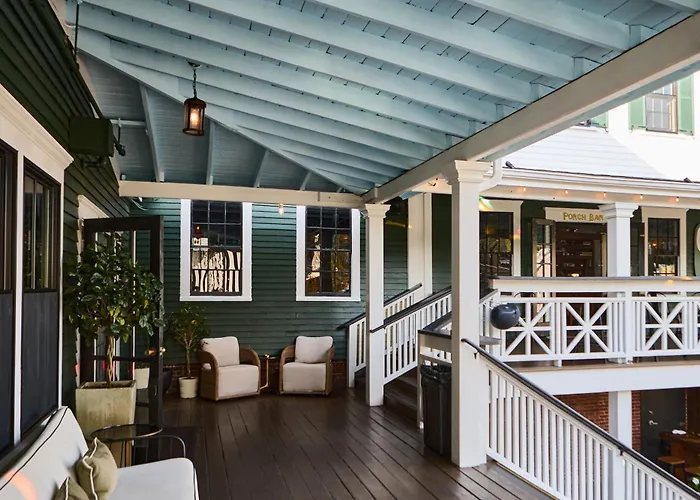 Gifford House Hotel Provincetown