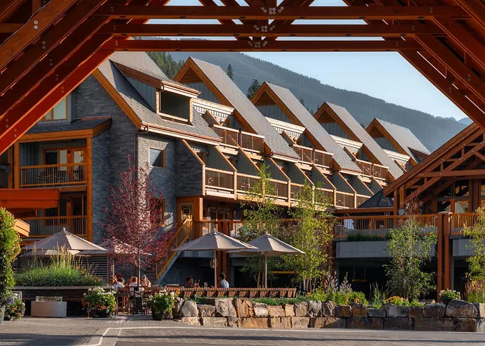 Hotel Canoe And Suites Banff
