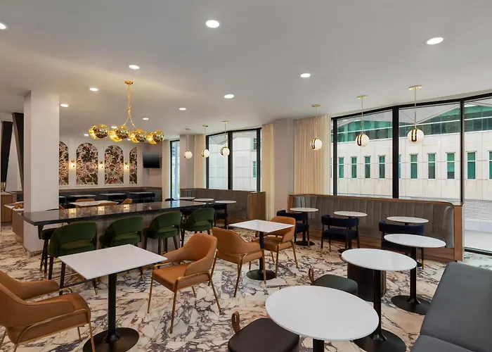 Hampton Inn By Hilton Calgary Downtown