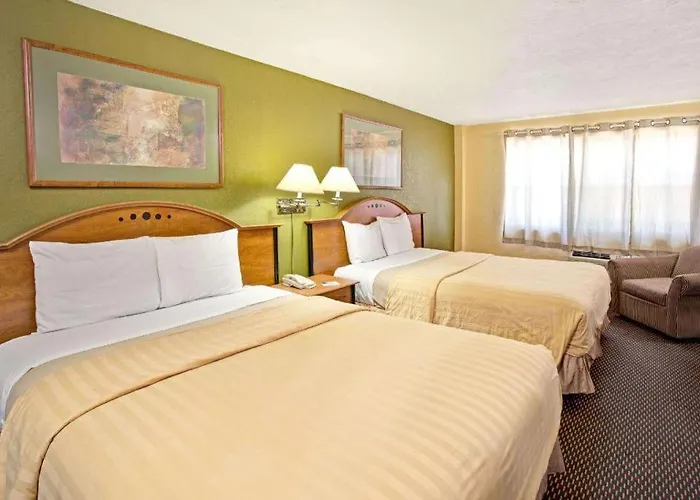 Travelodge By Wyndham Fort Lauderdale