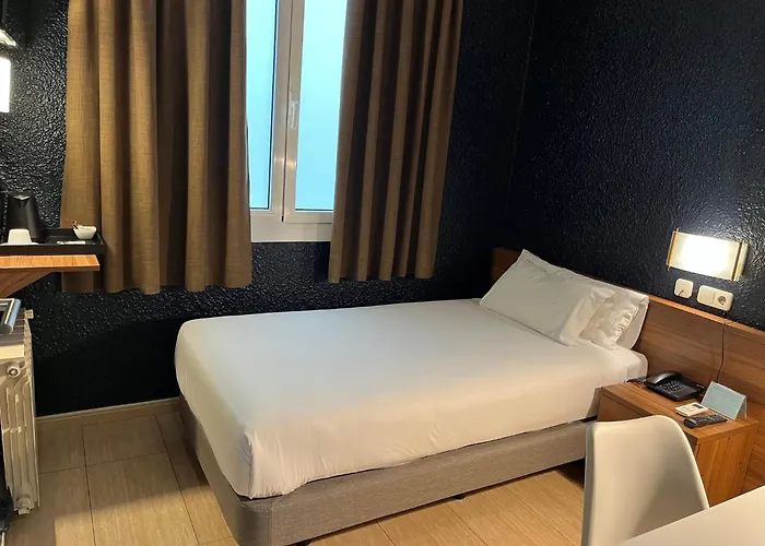 Hostal Iznajar Barcelona