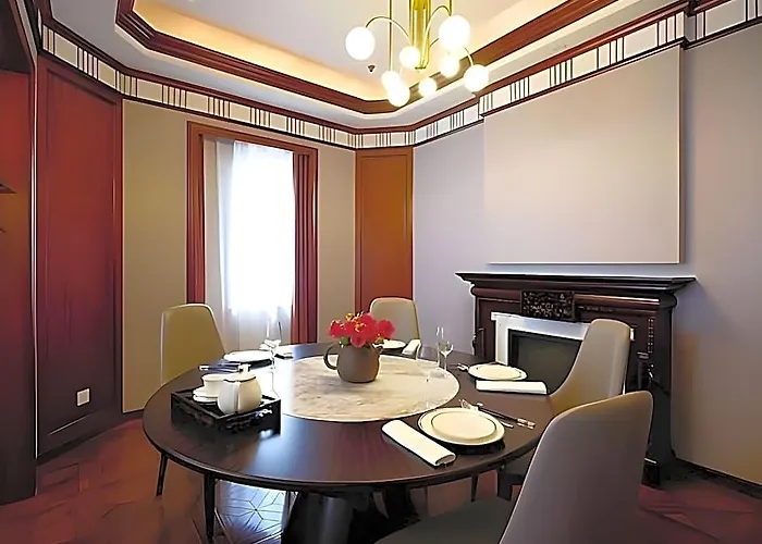 Shanghai Park Hotel