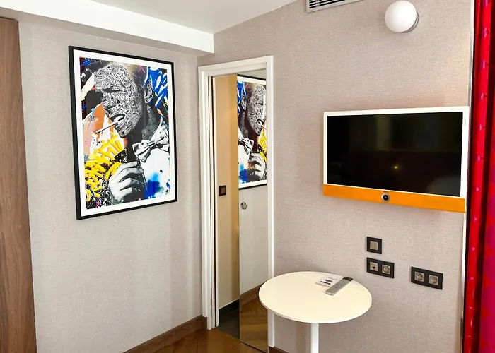 Georgette Hotel & Restaurant Paris