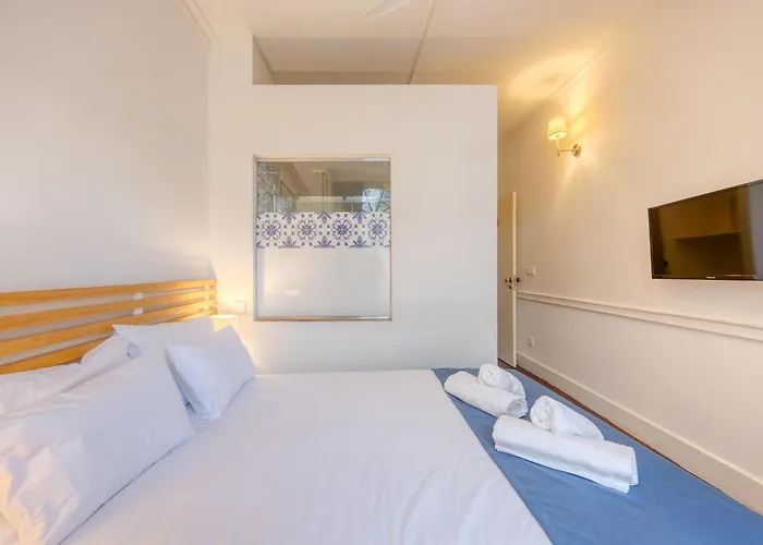 Linha 22 Bed & Breakfast Porto
