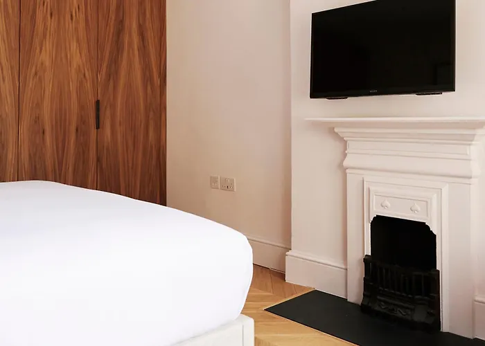 Weymouth Mews Aparthotel London