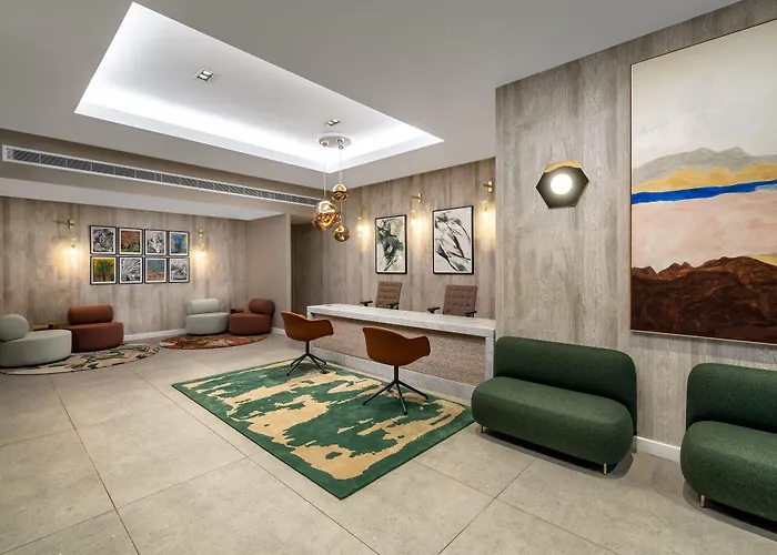 The Lincoln Suites London